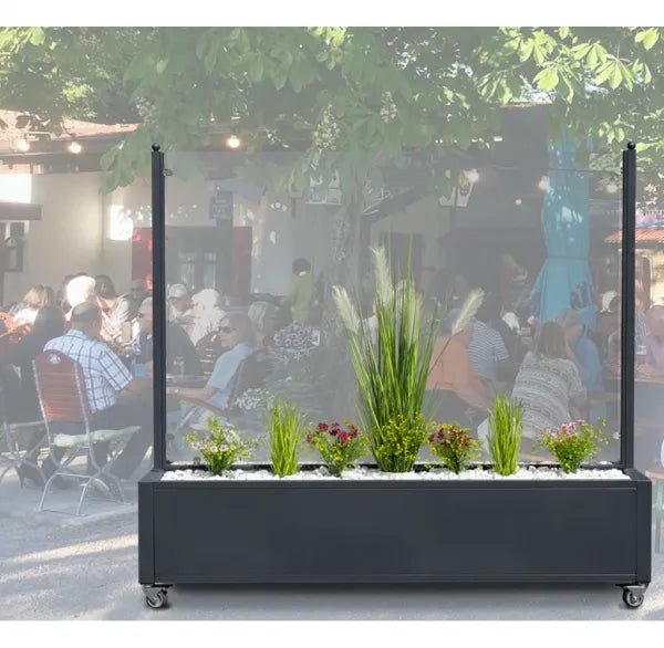 Mobiler Windschutz mit Pflanzkasten für Terrasse und Garten